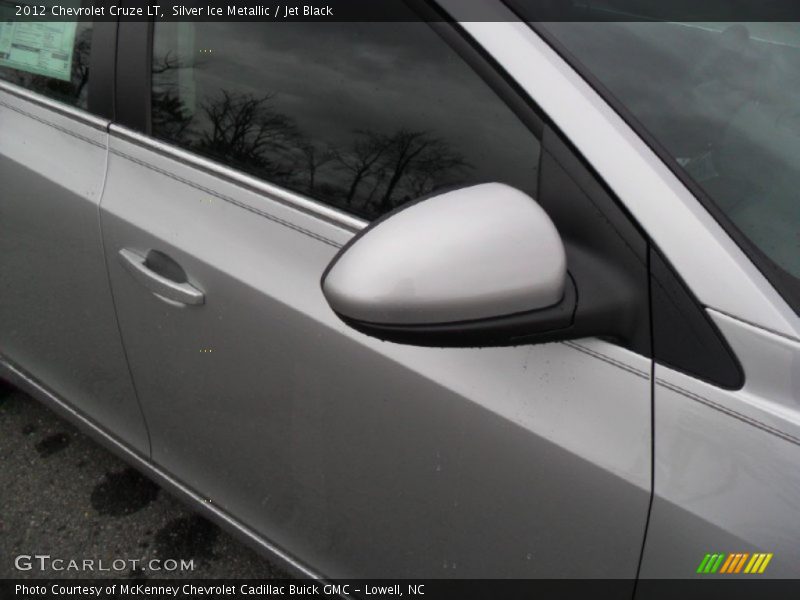Silver Ice Metallic / Jet Black 2012 Chevrolet Cruze LT