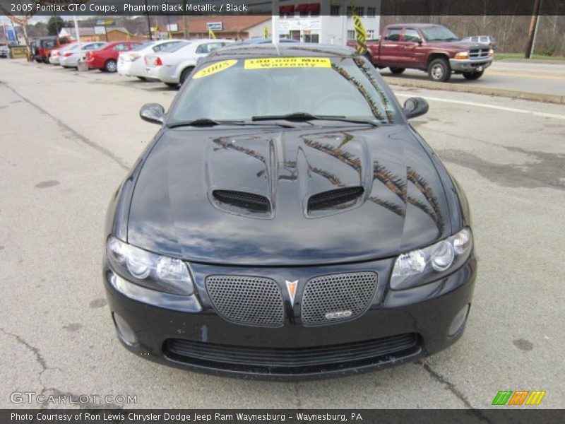 Phantom Black Metallic / Black 2005 Pontiac GTO Coupe