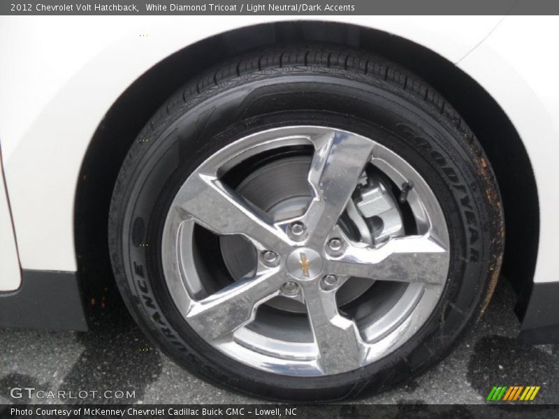  2012 Volt Hatchback Wheel
