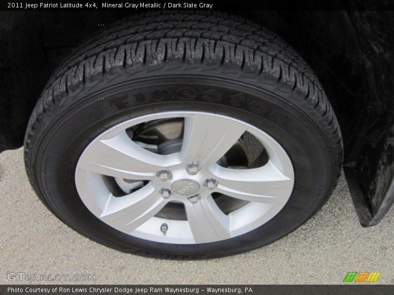 Mineral Gray Metallic / Dark Slate Gray 2011 Jeep Patriot Latitude 4x4