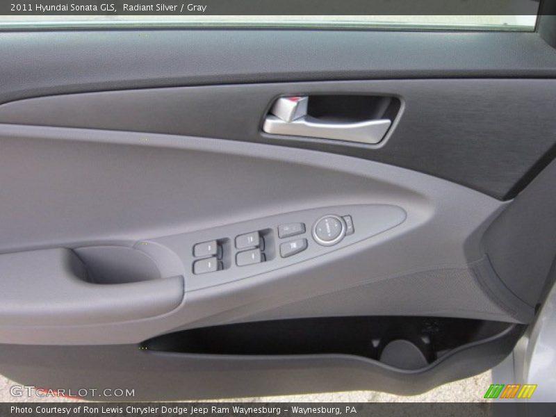 Radiant Silver / Gray 2011 Hyundai Sonata GLS