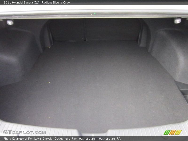 Radiant Silver / Gray 2011 Hyundai Sonata GLS