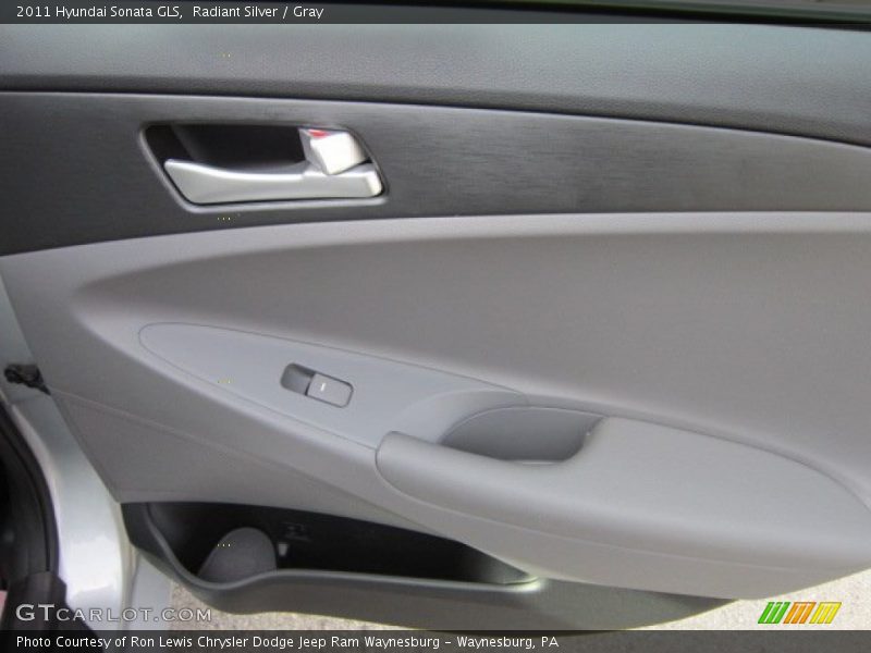 Radiant Silver / Gray 2011 Hyundai Sonata GLS
