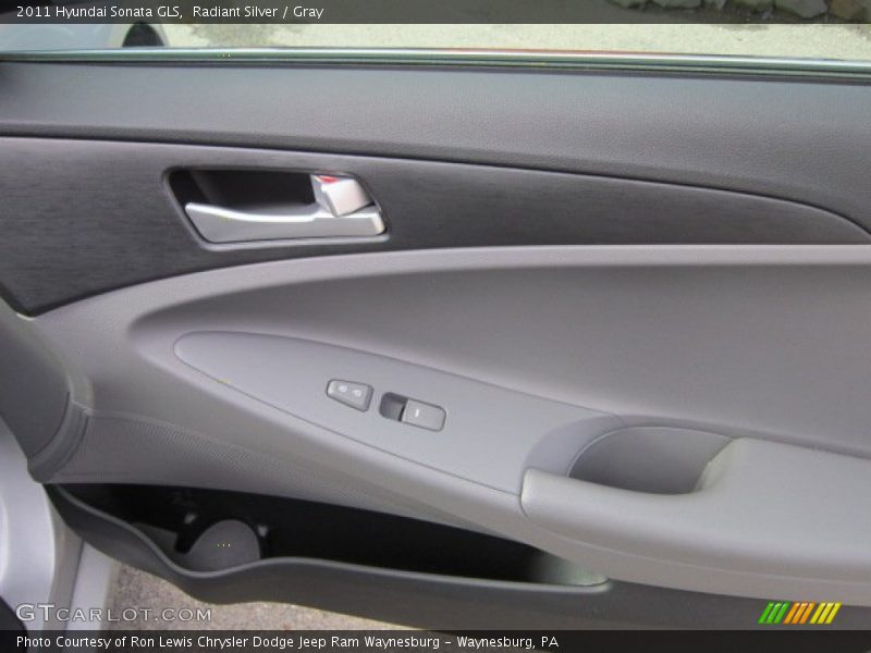Radiant Silver / Gray 2011 Hyundai Sonata GLS