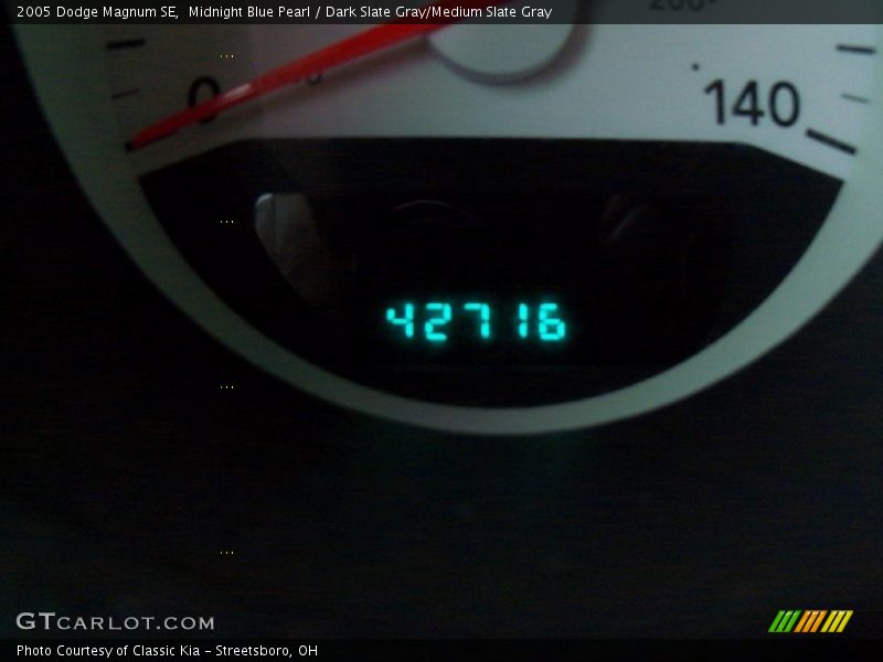 Midnight Blue Pearl / Dark Slate Gray/Medium Slate Gray 2005 Dodge Magnum SE