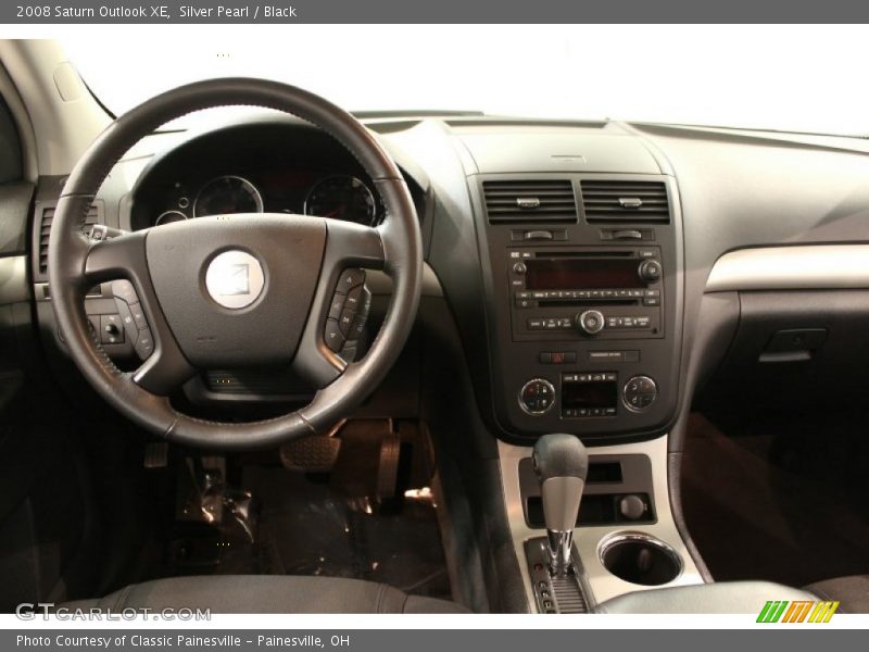 Silver Pearl / Black 2008 Saturn Outlook XE