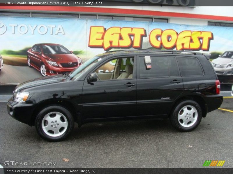 Black / Ivory Beige 2007 Toyota Highlander Limited 4WD