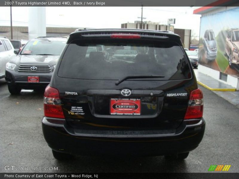 Black / Ivory Beige 2007 Toyota Highlander Limited 4WD
