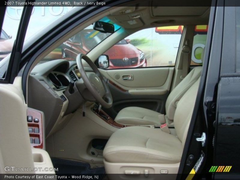 Black / Ivory Beige 2007 Toyota Highlander Limited 4WD