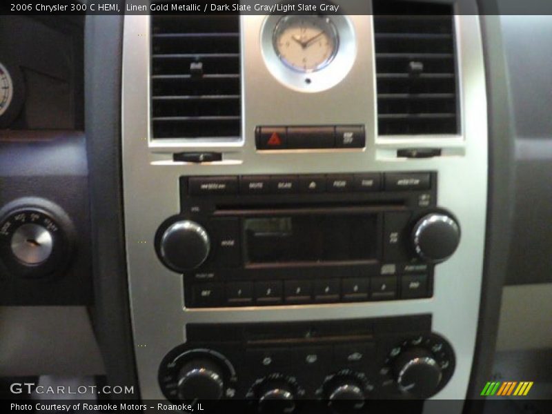 Linen Gold Metallic / Dark Slate Gray/Light Slate Gray 2006 Chrysler 300 C HEMI