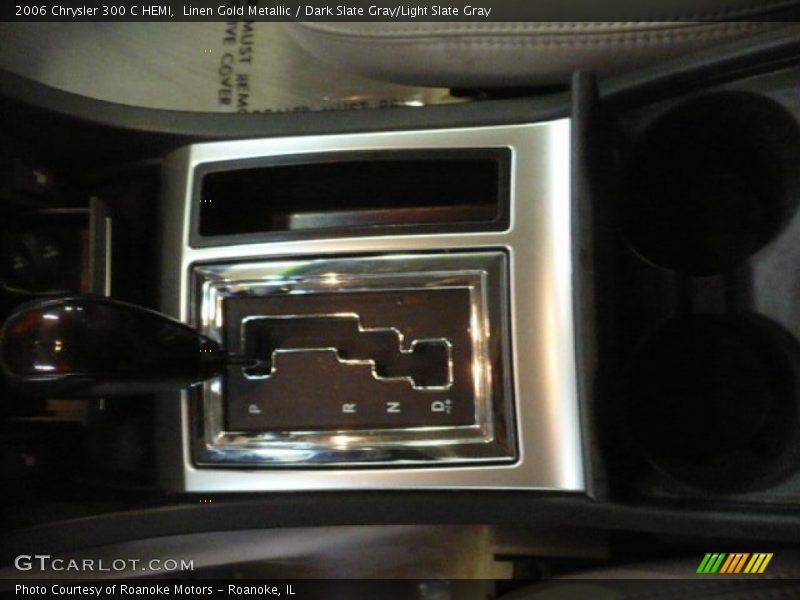 Linen Gold Metallic / Dark Slate Gray/Light Slate Gray 2006 Chrysler 300 C HEMI