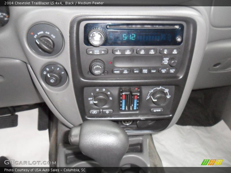 Black / Medium Pewter 2004 Chevrolet TrailBlazer LS 4x4