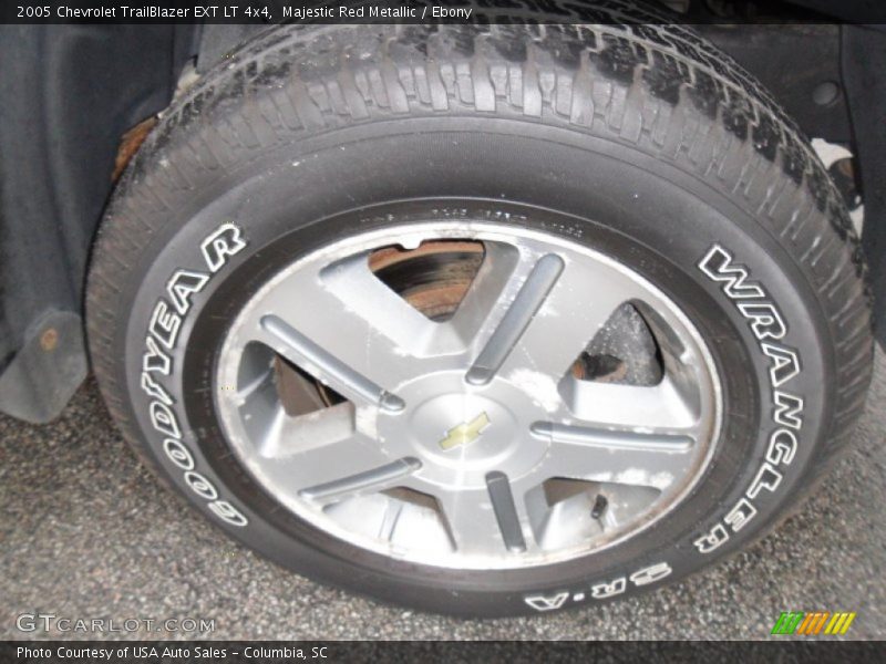 Majestic Red Metallic / Ebony 2005 Chevrolet TrailBlazer EXT LT 4x4