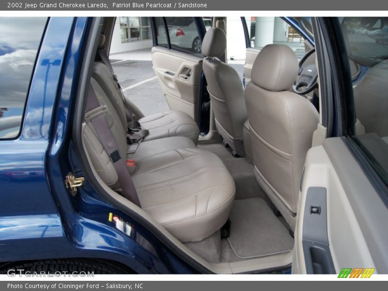 Patriot Blue Pearlcoat / Sandstone 2002 Jeep Grand Cherokee Laredo