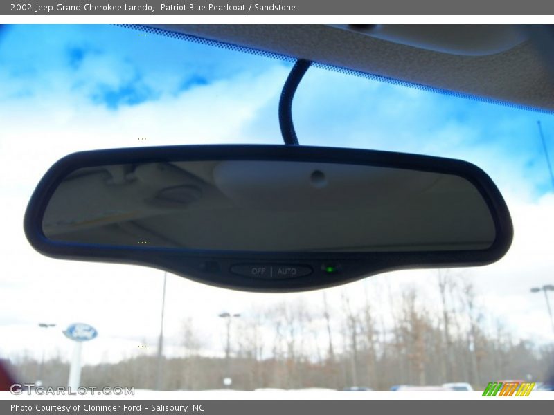 Patriot Blue Pearlcoat / Sandstone 2002 Jeep Grand Cherokee Laredo