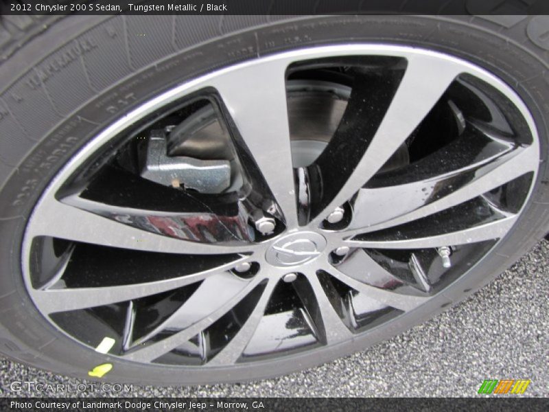  2012 200 S Sedan Wheel