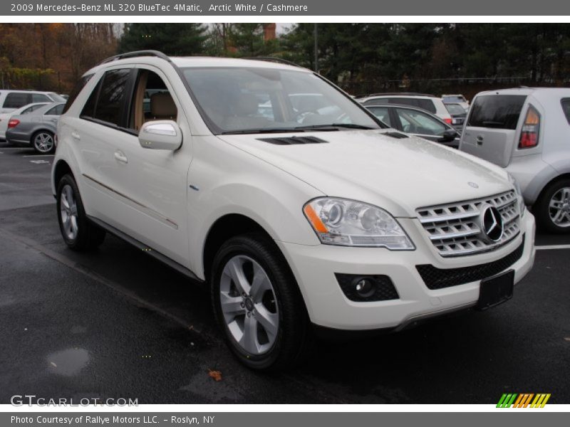 Arctic White / Cashmere 2009 Mercedes-Benz ML 320 BlueTec 4Matic