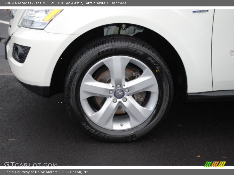 Arctic White / Cashmere 2009 Mercedes-Benz ML 320 BlueTec 4Matic