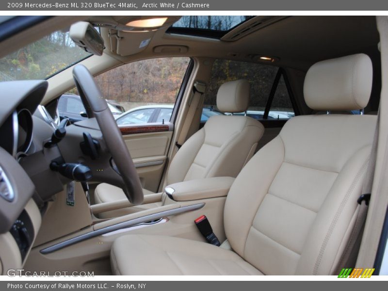 Arctic White / Cashmere 2009 Mercedes-Benz ML 320 BlueTec 4Matic