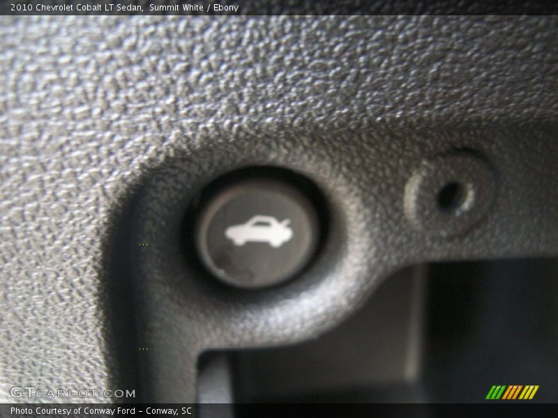 Summit White / Ebony 2010 Chevrolet Cobalt LT Sedan