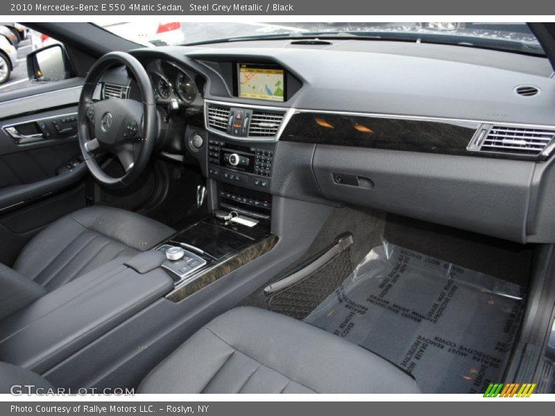 Dashboard of 2010 E 550 4Matic Sedan