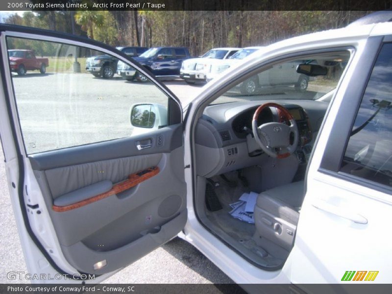 Arctic Frost Pearl / Taupe 2006 Toyota Sienna Limited