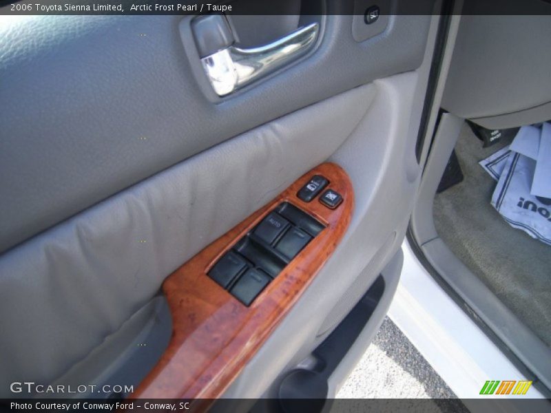 Arctic Frost Pearl / Taupe 2006 Toyota Sienna Limited