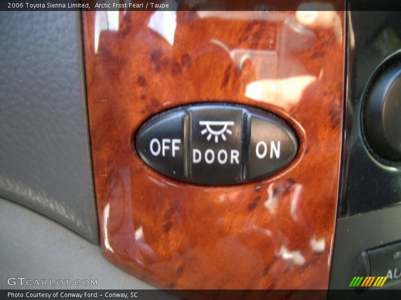 Arctic Frost Pearl / Taupe 2006 Toyota Sienna Limited