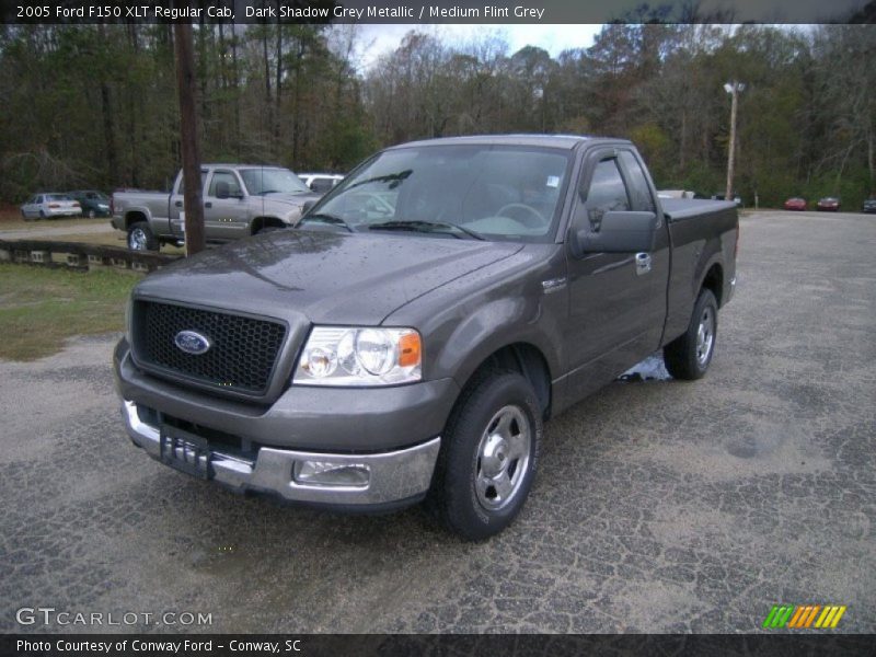 Dark Shadow Grey Metallic / Medium Flint Grey 2005 Ford F150 XLT Regular Cab