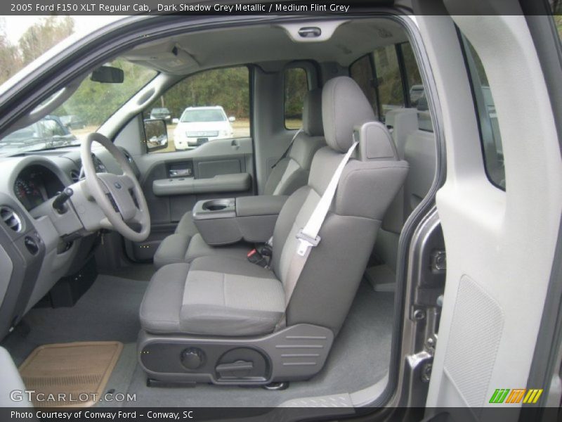  2005 F150 XLT Regular Cab Medium Flint Grey Interior