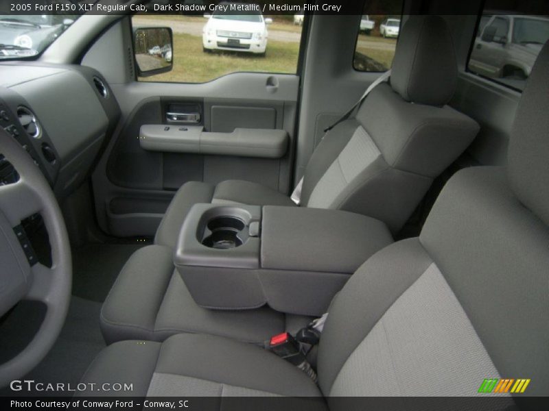 Dark Shadow Grey Metallic / Medium Flint Grey 2005 Ford F150 XLT Regular Cab