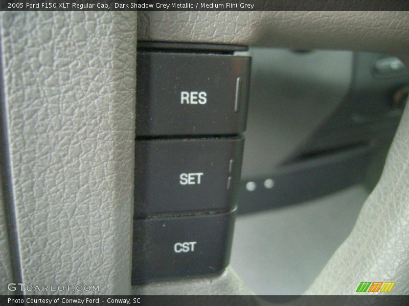 Dark Shadow Grey Metallic / Medium Flint Grey 2005 Ford F150 XLT Regular Cab