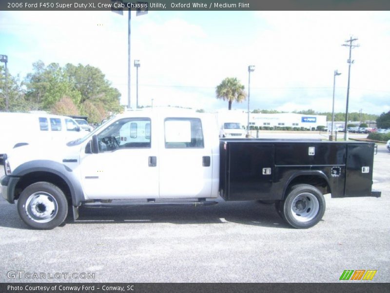 Oxford White / Medium Flint 2006 Ford F450 Super Duty XL Crew Cab Chassis Utility