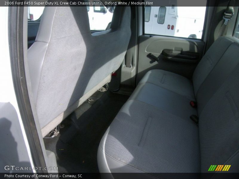 Oxford White / Medium Flint 2006 Ford F450 Super Duty XL Crew Cab Chassis Utility