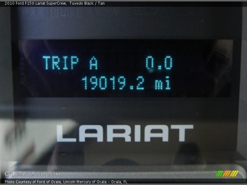 Tuxedo Black / Tan 2010 Ford F150 Lariat SuperCrew
