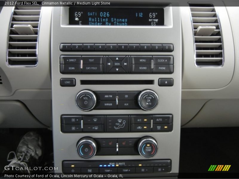 Controls of 2012 Flex SEL