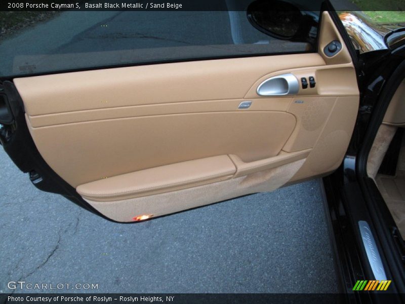 Door Panel of 2008 Cayman S