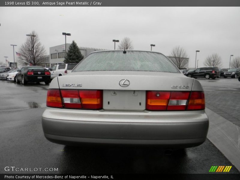Antique Sage Pearl Metallic / Gray 1998 Lexus ES 300
