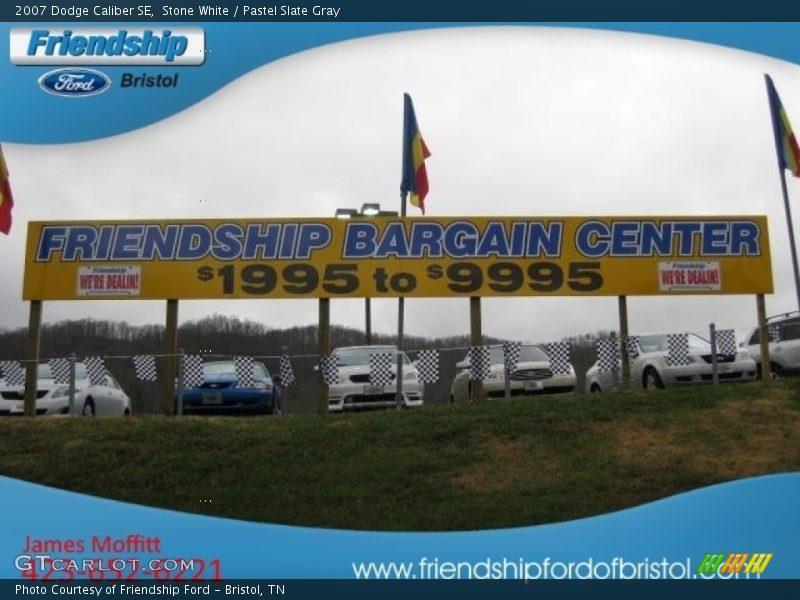 Stone White / Pastel Slate Gray 2007 Dodge Caliber SE