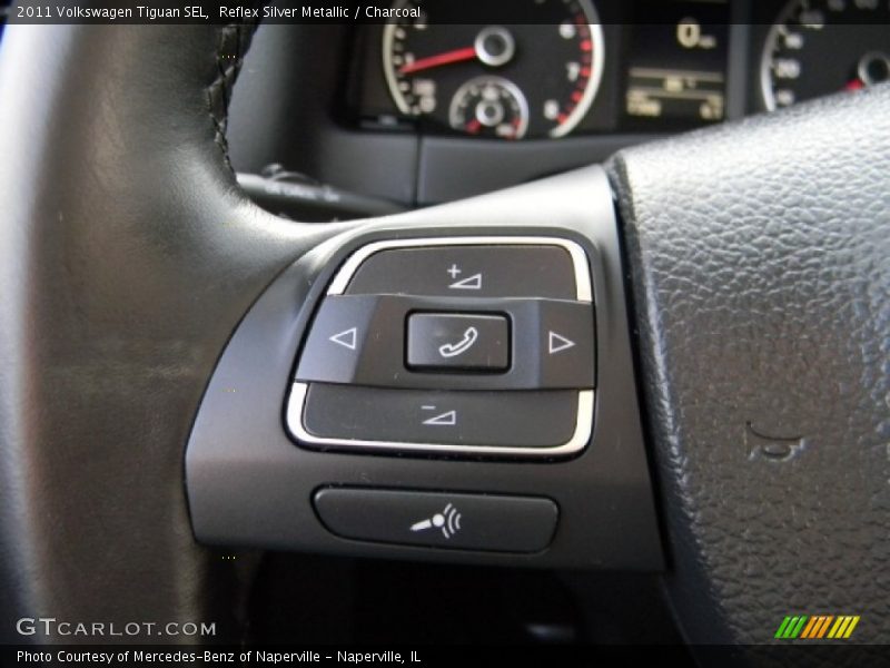 Reflex Silver Metallic / Charcoal 2011 Volkswagen Tiguan SEL