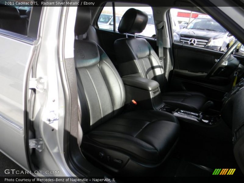Radiant Silver Metallic / Ebony 2011 Cadillac DTS