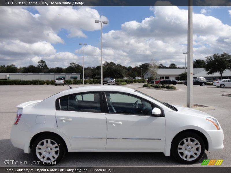 Aspen White / Beige 2011 Nissan Sentra 2.0 S