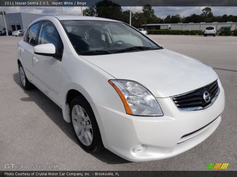 Aspen White / Beige 2011 Nissan Sentra 2.0 S