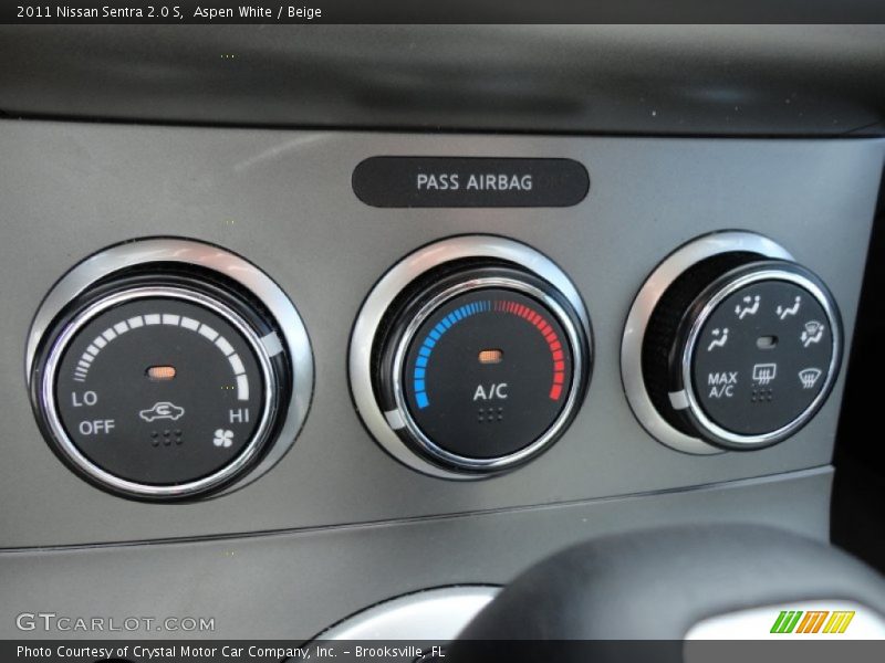 Aspen White / Beige 2011 Nissan Sentra 2.0 S