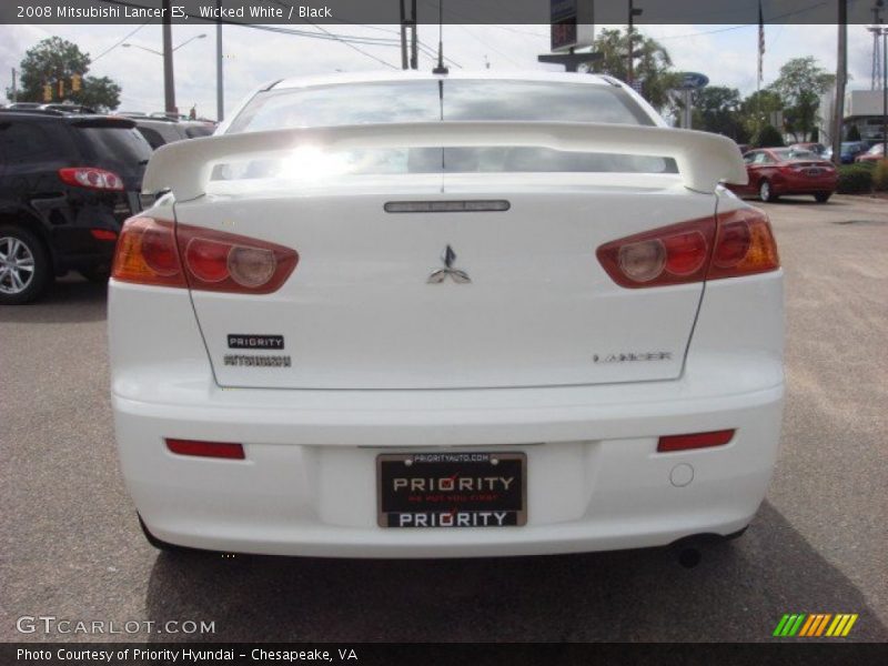 Wicked White / Black 2008 Mitsubishi Lancer ES