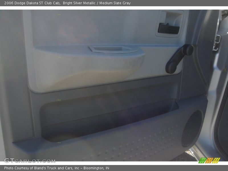 Bright Silver Metallic / Medium Slate Gray 2006 Dodge Dakota ST Club Cab