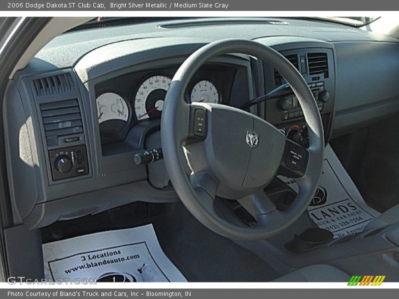 Bright Silver Metallic / Medium Slate Gray 2006 Dodge Dakota ST Club Cab