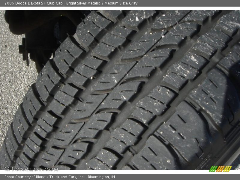 Bright Silver Metallic / Medium Slate Gray 2006 Dodge Dakota ST Club Cab