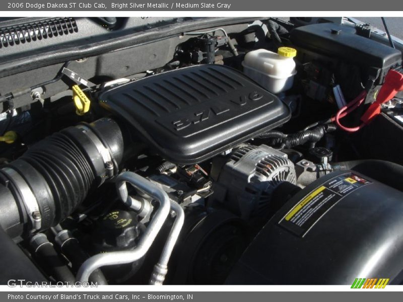 Bright Silver Metallic / Medium Slate Gray 2006 Dodge Dakota ST Club Cab