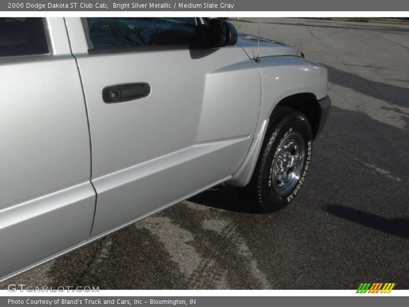 Bright Silver Metallic / Medium Slate Gray 2006 Dodge Dakota ST Club Cab